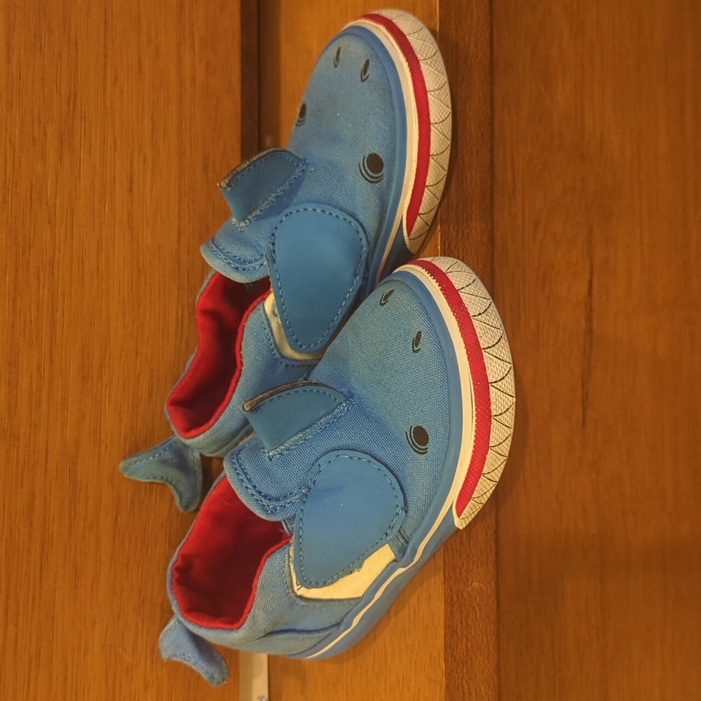 Toddler Shark Vans, blue